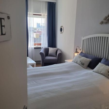 Ferienwohnung Wattkieker Бюзум Екстер'єр фото